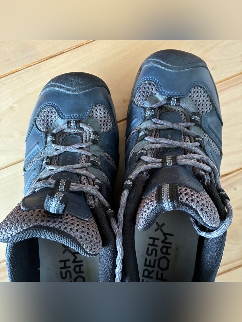 Keen Koven waterproof hiking shoes, gray/navy, men’s size 9 excellent condition! - Picture 7 of 9